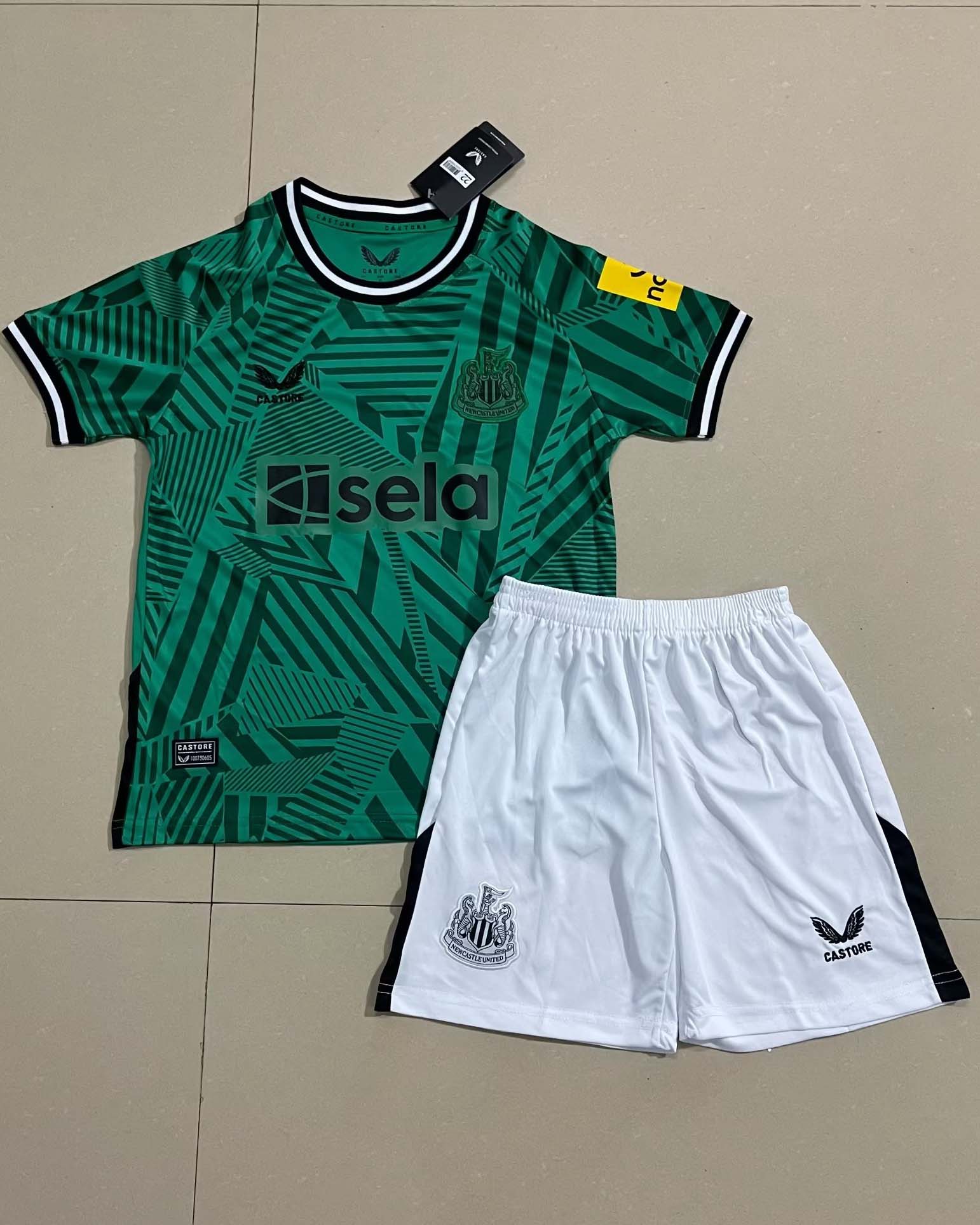 Kid Newcastle United 2023/24 Away Soccer Kit