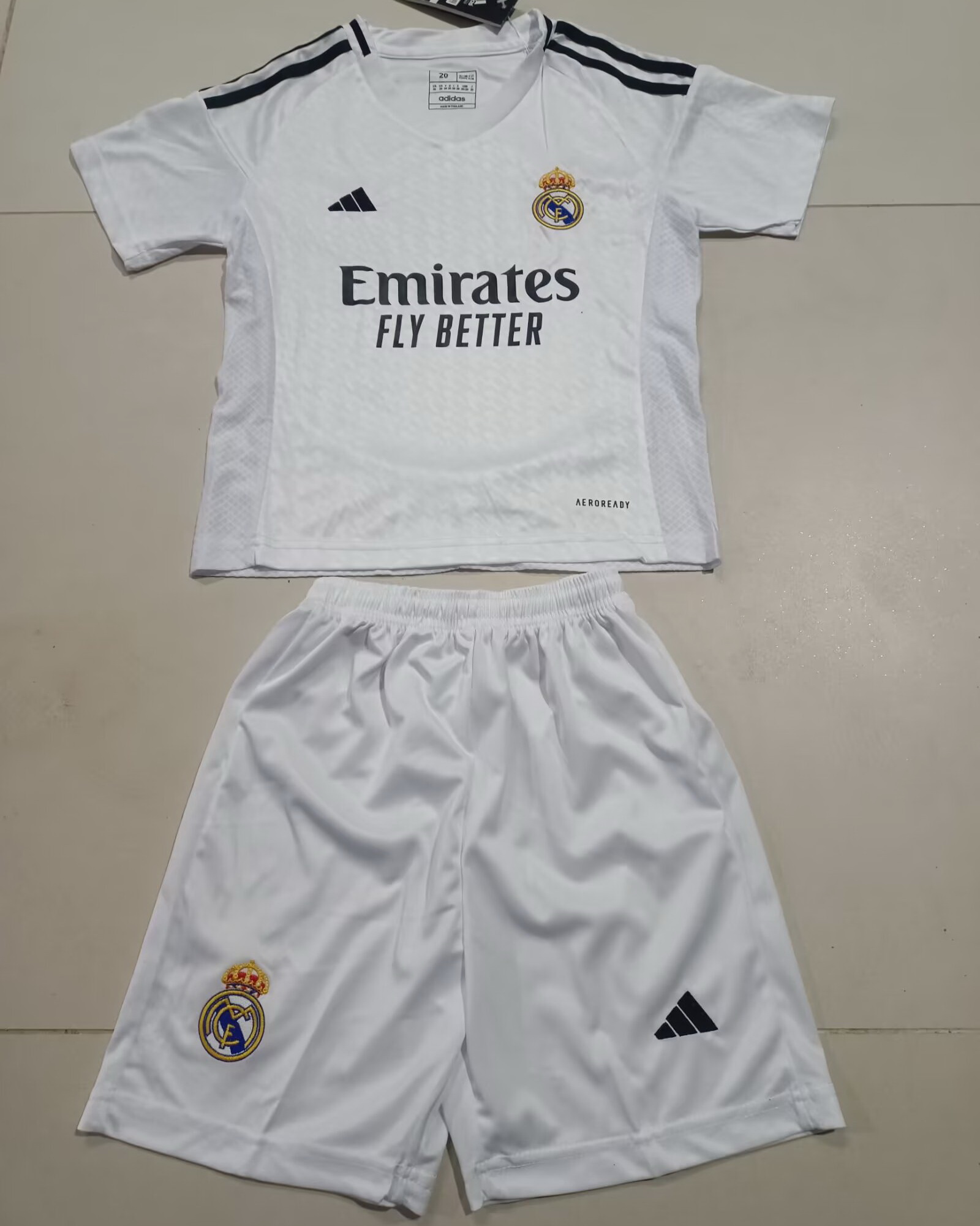 Kid Real Madrid 2024/25 Home Soccer Jersey Kit