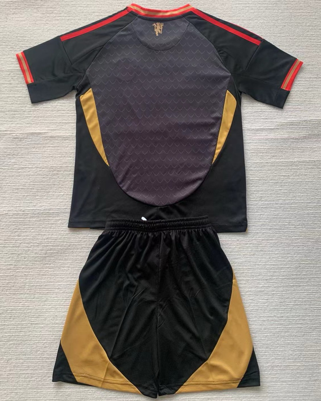 Kid Manchester United 2024/25 Special Black Soccer Jersey Kit