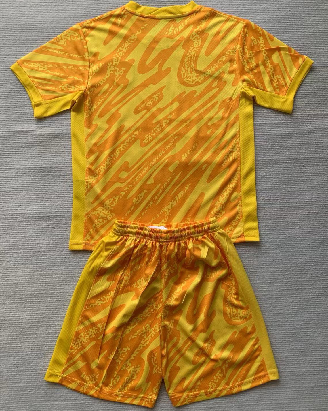 Kid Netherlands 2024 European Cup Goalkeeper Yellow Jersey Kit