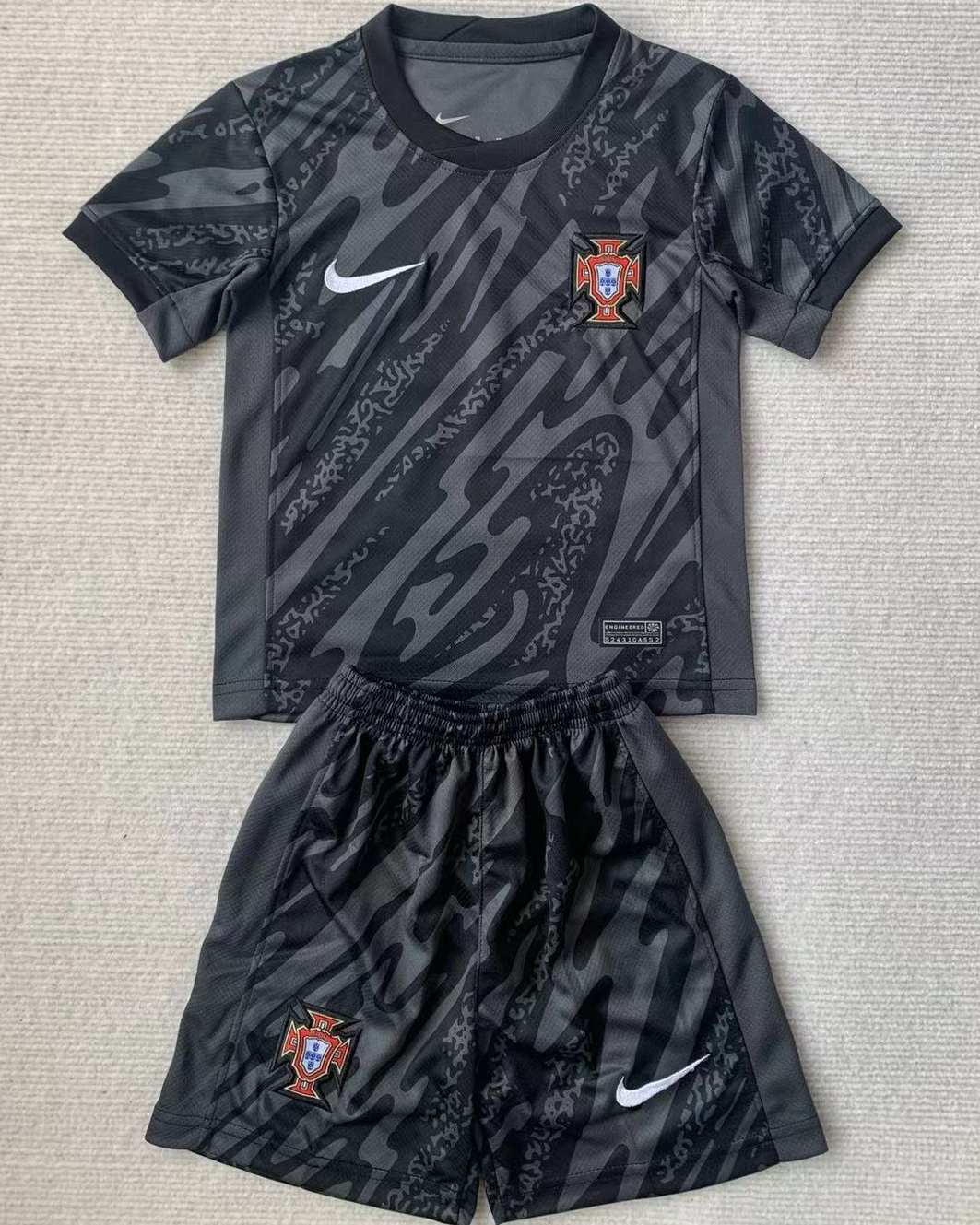 Kid Portugal 2024 European Cup Goalkeeper Black/Grey Jersey Kit