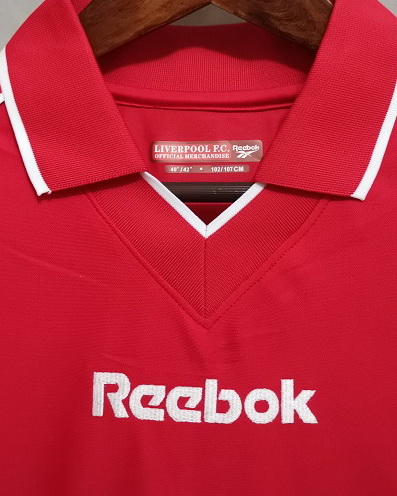 Liverpool 2000/02 Home Soccer Jersey