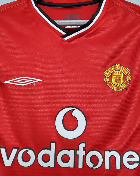 Manchester United 2000/02 Home Soccer Jersey