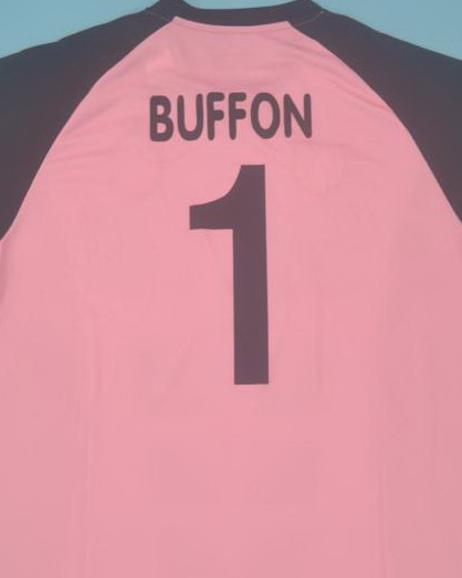 Juventus 2002/03 Goalkeeper Pink Jersey