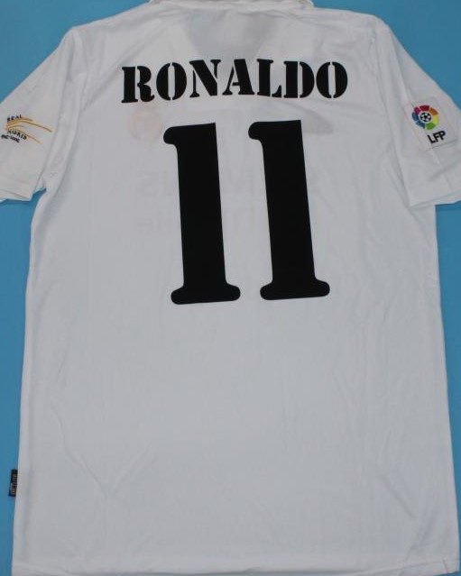 Real Madrid 2002/03 Home Soccer Jersey