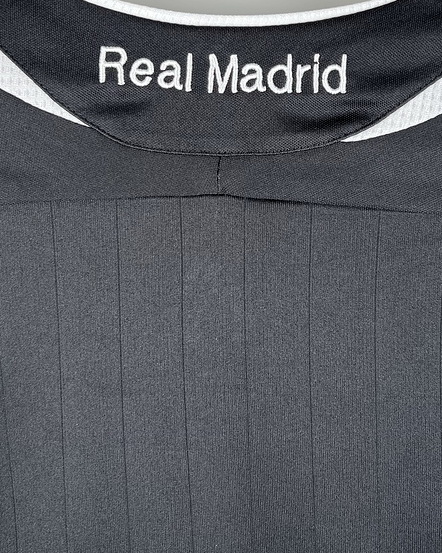 Real Madrid 2006/07 Third Black Long Sleeve Jersey