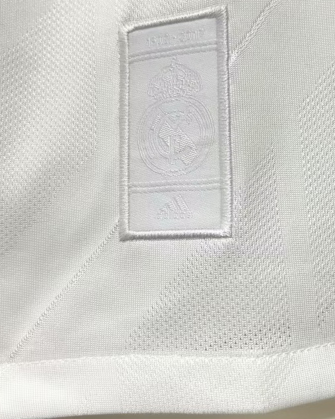 Real Madrid 2017/18 Home Soccer Jersey