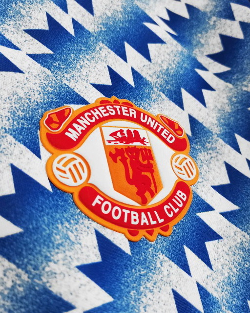 Manchester United 1990/92 Away Blue Jersey