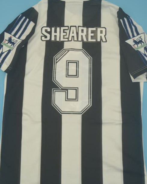 Newcastle United 1995/97 Home Soccer Jersey