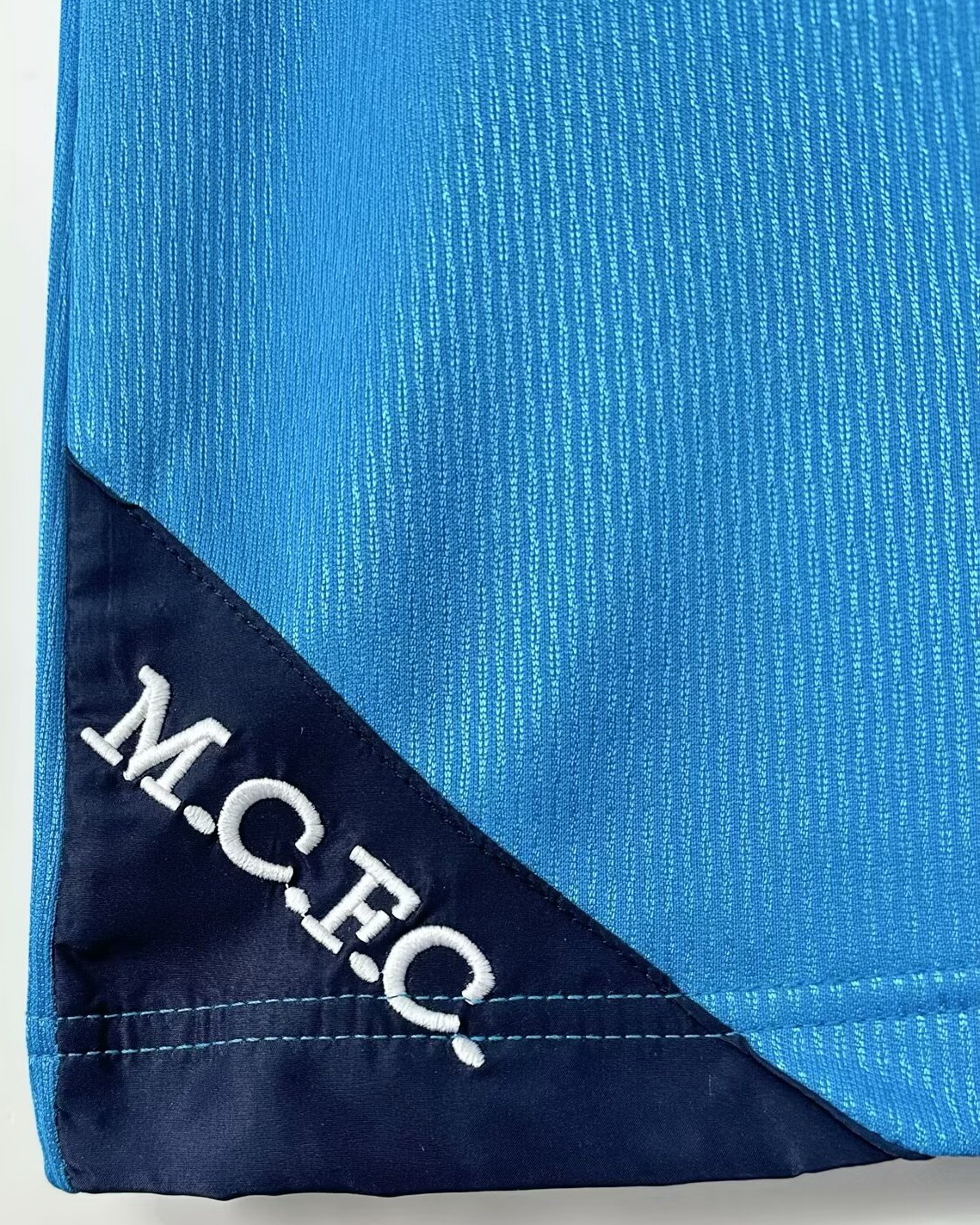 Manchester City 1999/01 Home Soccer Jersey